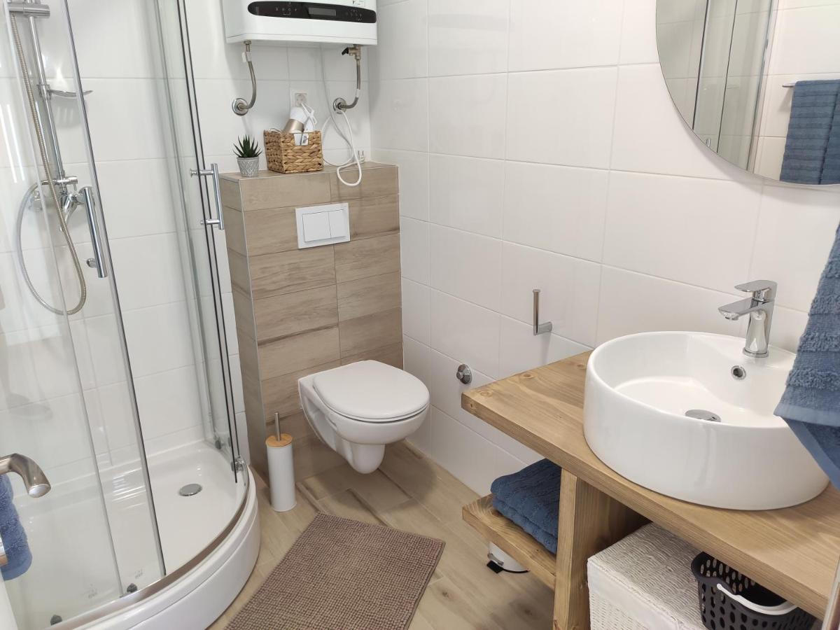 Apartmani Sara 2 Betina  Eksteriør billede