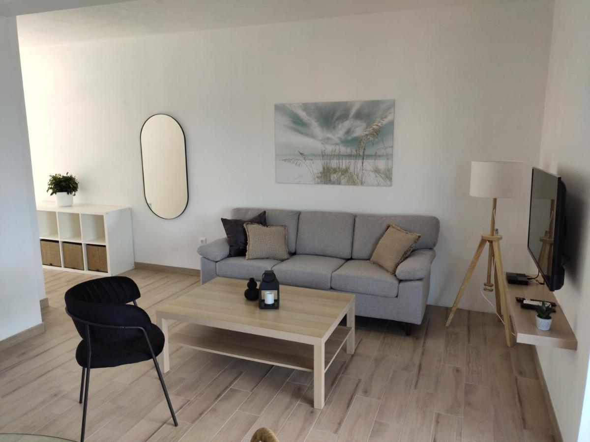 Apartmani Sara 2 Betina  Eksteriør billede