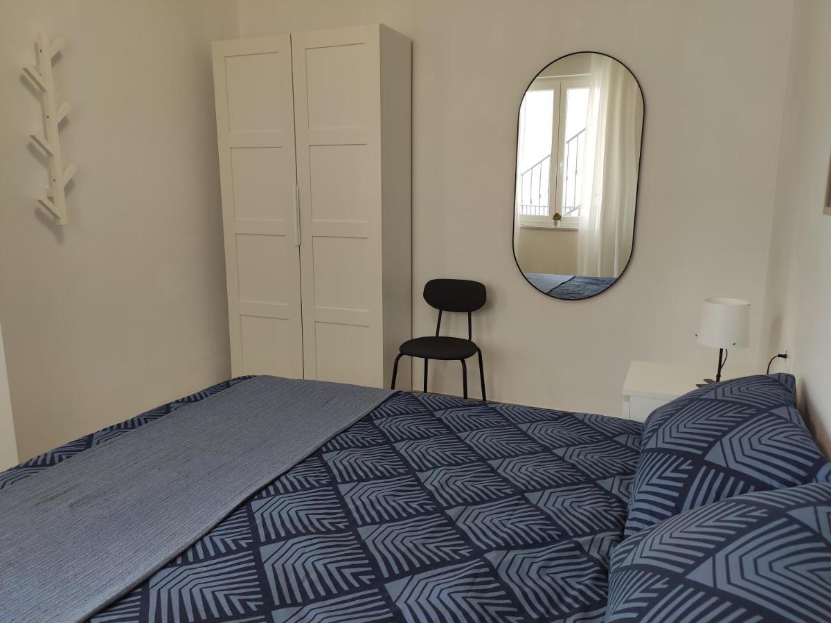 Apartmani Sara 2 Betina  Eksteriør billede